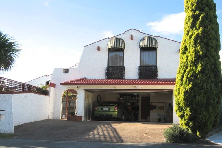 Photo of property in 35 Ngarimu Crescent, Taradale, Napier, 4112