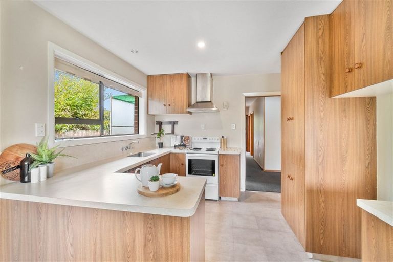 Photo of property in 3 Chedworth Avenue, Bishopdale, Christchurch, 8053