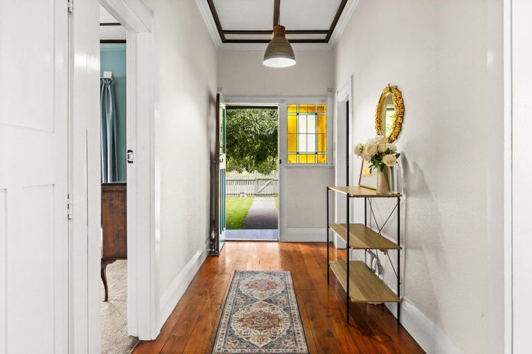 Photo of property in 1200 Caroline Road, Mayfair, Hastings, 4122