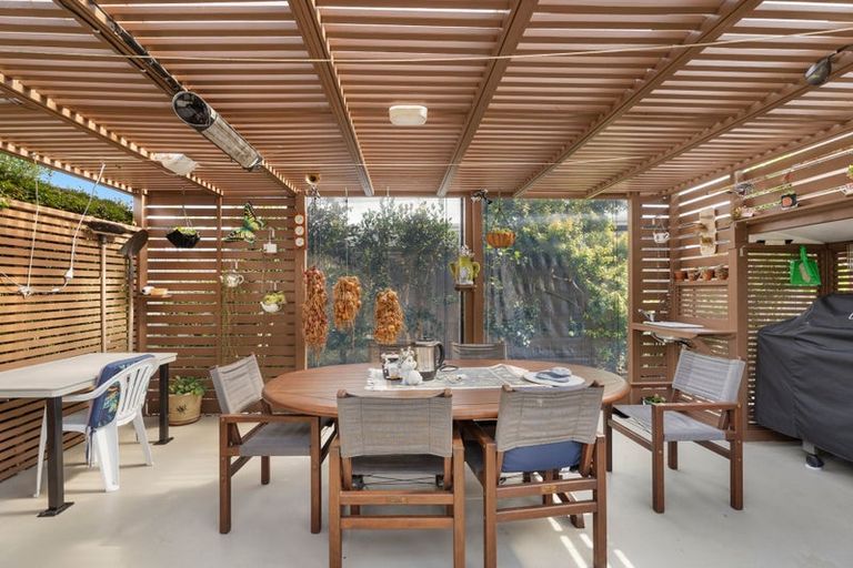 Photo of property in 14 Pacific Place, Whitianga, 3510