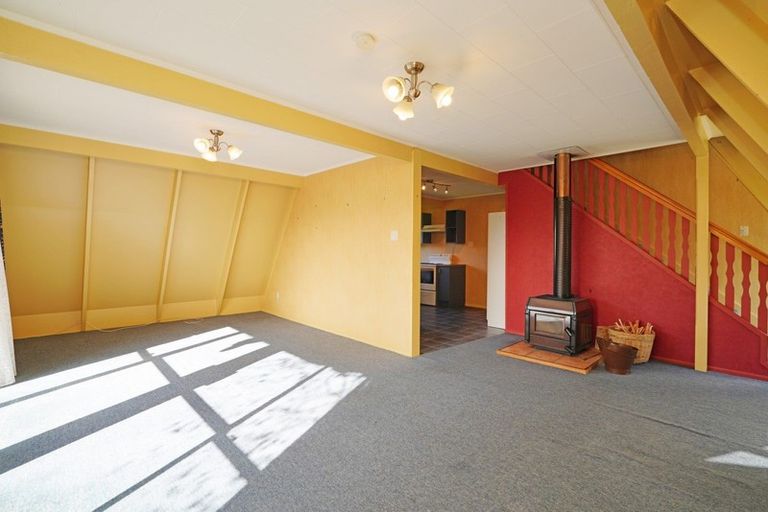 Photo of property in 1 Frederick Street, Otautau, 9610