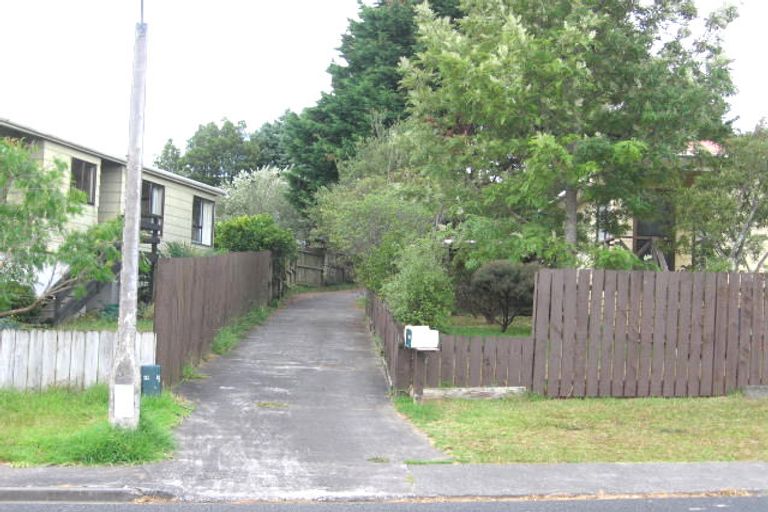 Photo of property in 7 Hale Crescent, Bayview, Auckland, 0629