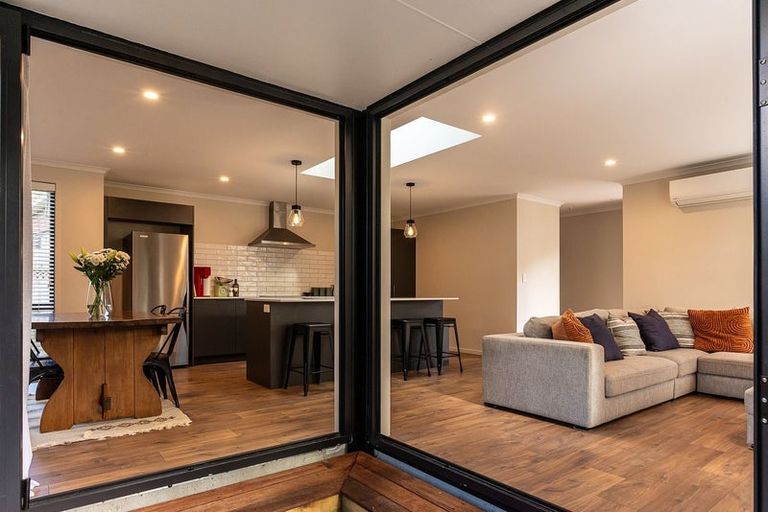 Photo of property in 96a Tarawera Road, Lynmore, 3010