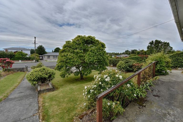 Photo of property in 52 Broughton Street, Gore, 9710