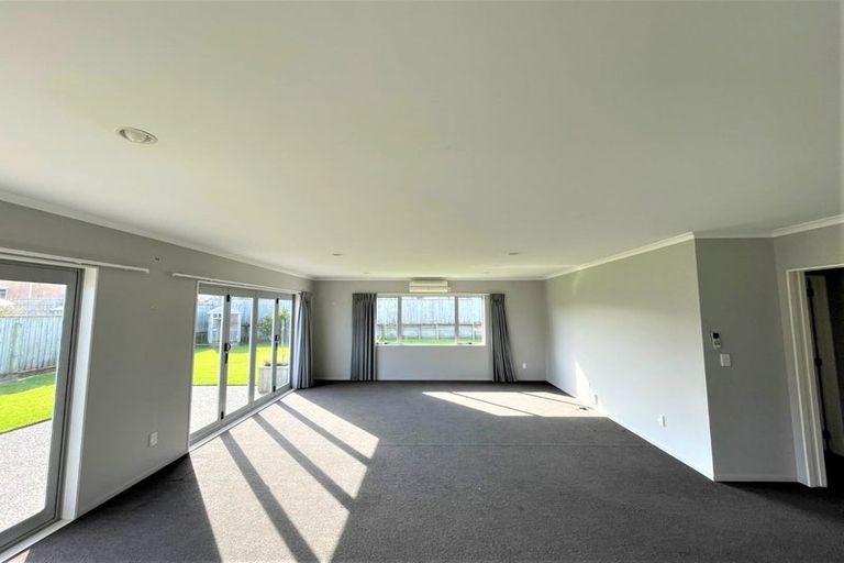 Photo of property in 48 Penrod Drive, Bell Block, New Plymouth, 4312