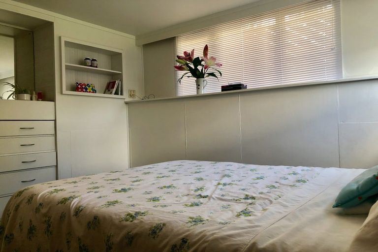 Photo of property in 2 Zion Road, Birkenhead, Auckland, 0626