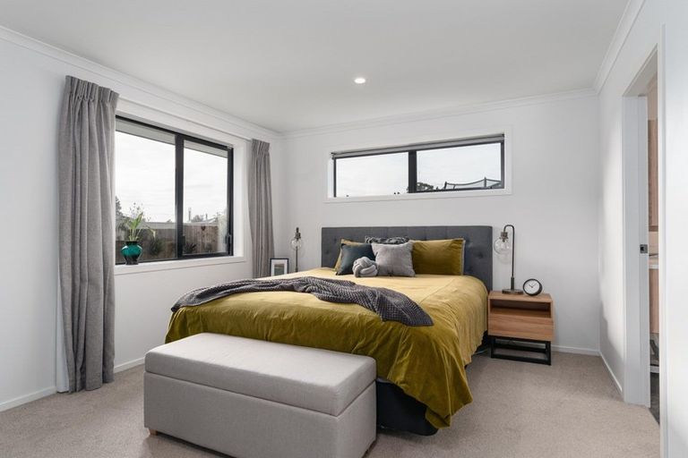 Photo of property in 16 Mitre Way, Solway, Masterton, 5810