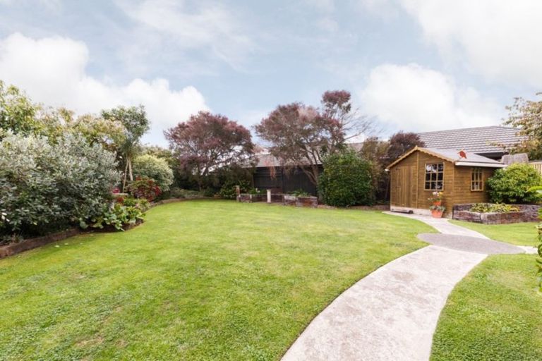 Photo of property in 37 Jefferson Crescent, Milson, Palmerston North, 4414