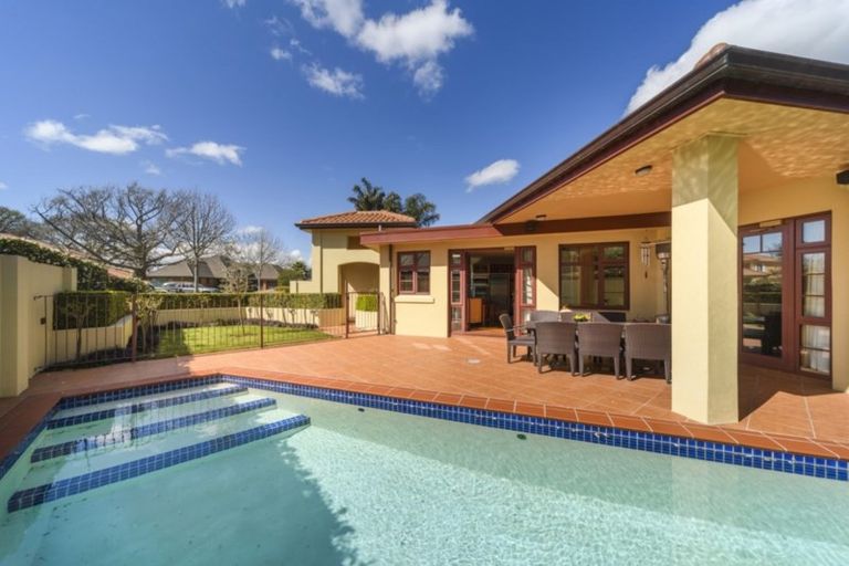 Photo of property in 14 Pastoral Lane, Hokowhitu, Palmerston North, 4410