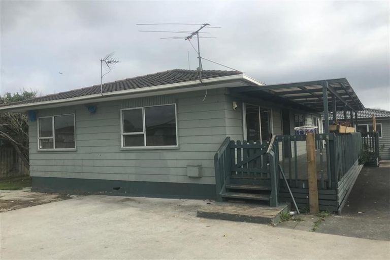 Photo of property in 57 Flat Bush Road, Clover Park, Auckland, 2023