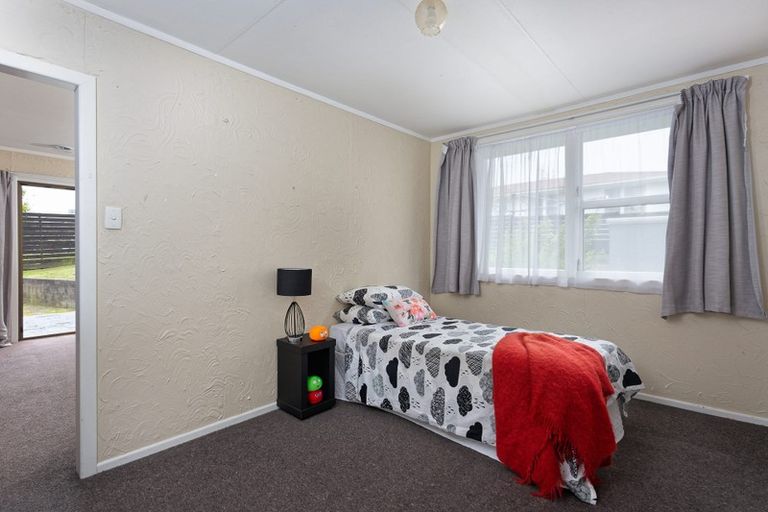Photo of property in 13 Ruru Place, Tokoroa, 3420