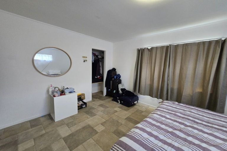 Photo of property in 1/62 Cambridge Terrace, Papatoetoe, Auckland, 2025