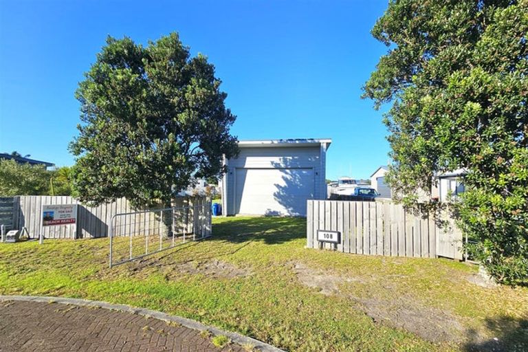 Photo of property in 108 Mahoe Place, Matarangi, Whitianga, 3592