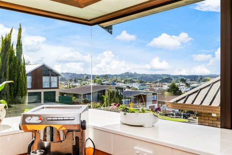 Photo of property in 213 Fairway Drive, Te Kamo, Whangarei, 0112