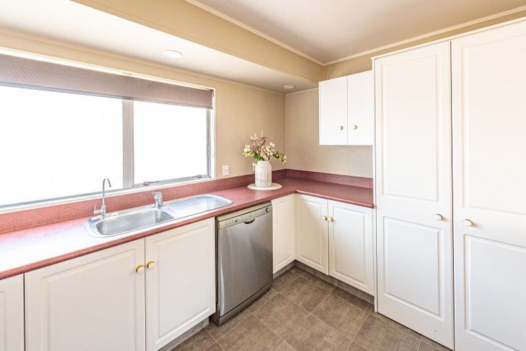 Photo of property in 24 Tawhero Street, Gonville, Whanganui, 4501