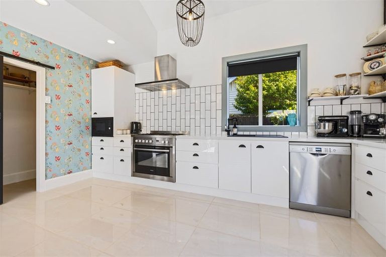 Photo of property in 19 Dormer Street, Papanui, Christchurch, 8053