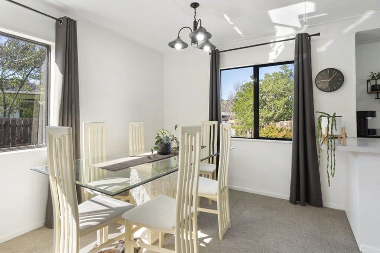 Photo of property in 15 Spackman Crescent, Paraparaumu, 5032