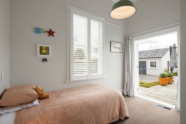 Photo of property in 152 Williams Street, Cambridge, 3434