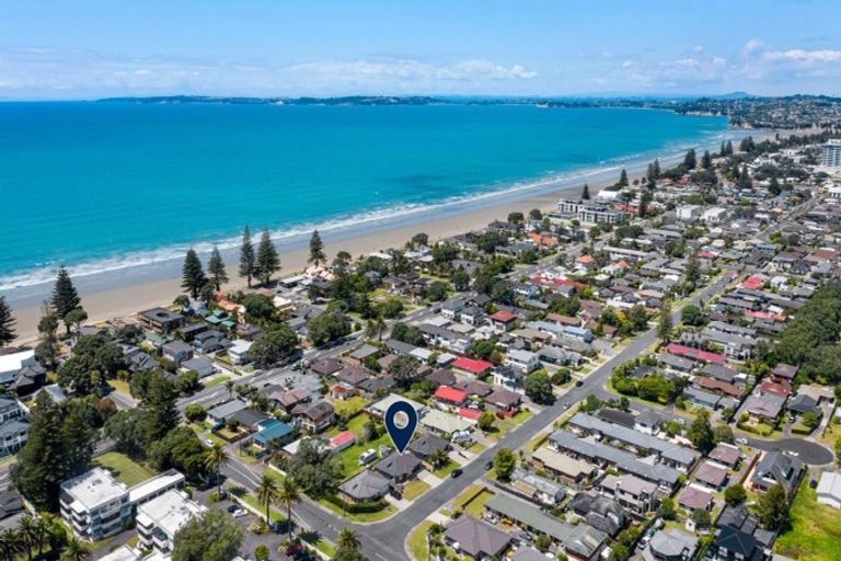 Photo of property in 39 Elizabeth Street, Orewa, 0931