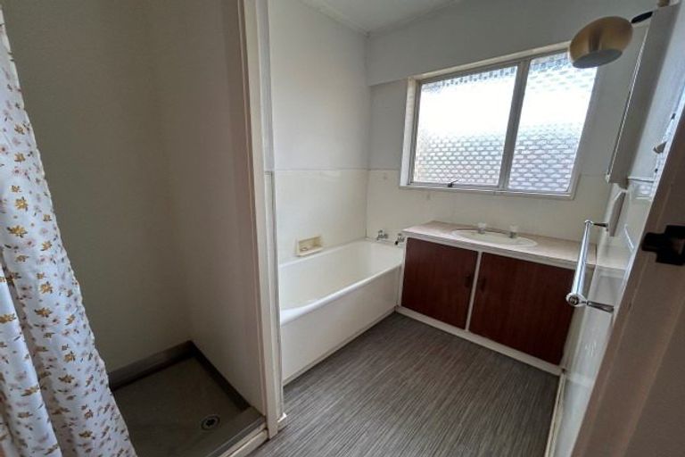 Photo of property in 121a Otumoetai Road, Brookfield, Tauranga, 3110
