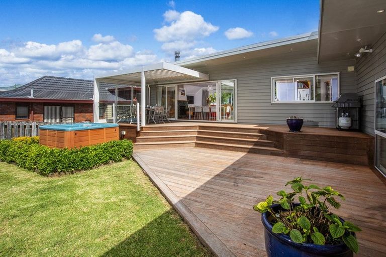 Photo of property in 12 Oban Road, Browns Bay, Auckland, 0630