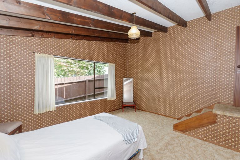 Photo of property in 1/170 Titirangi Road, New Lynn, Auckland, 0600