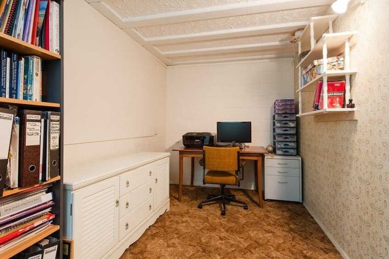 Photo of property in 217 Maidstone Road, Avonhead, Christchurch, 8042