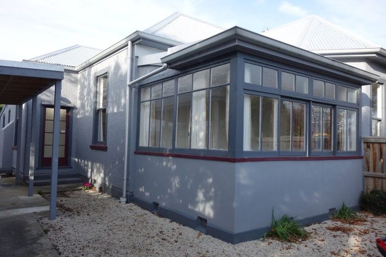 Photo of property in 6 Weston Road, St Albans, Christchurch, 8052