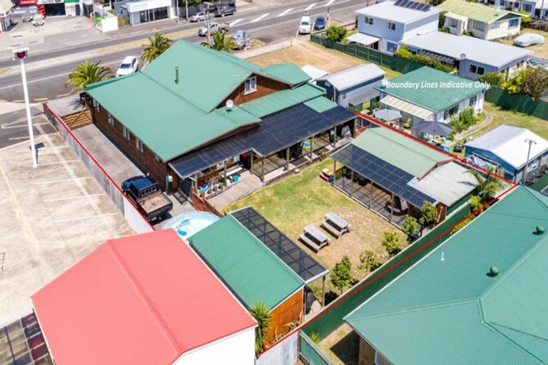 Photo of property in 409 Port Road, Whangamata, 3620