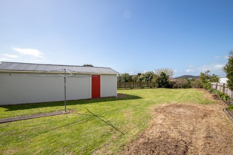 Photo of property in 54 Pipiroa Road, Ngatea, 3503