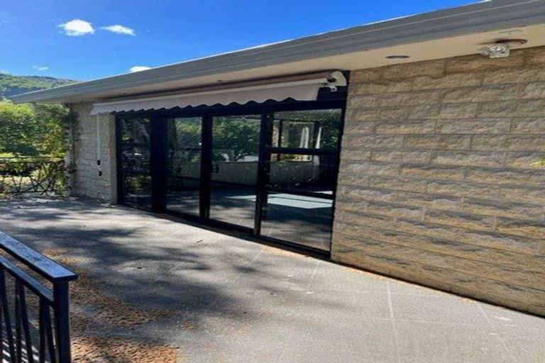 Photo of property in 2 Jenkins Place, Arrowtown, 9302