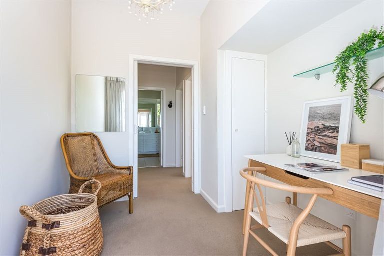 Photo of property in 52 Saint Andrews Hill Road, Mount Pleasant, Christchurch, 8081