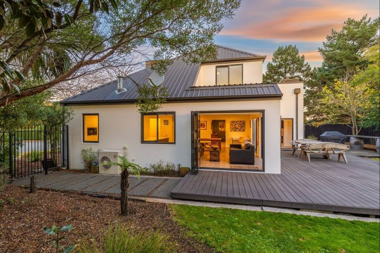 Photo of property in 9 Tanu Place, Parklands, Christchurch, 8083