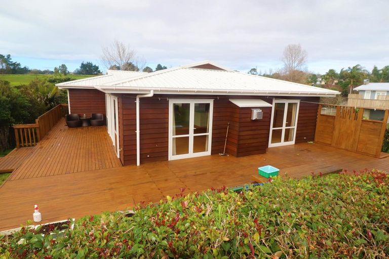 Photo of property in 28 Okura River Road, Okura, Albany, 0792