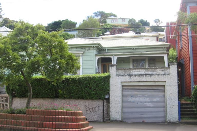 Photo of property in 116 Aro Street, Aro Valley, Wellington, 6021