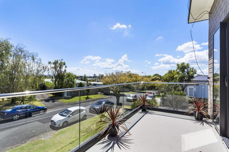 Photo of property in 4/3 Woolfield Road, Papatoetoe, Auckland, 2025