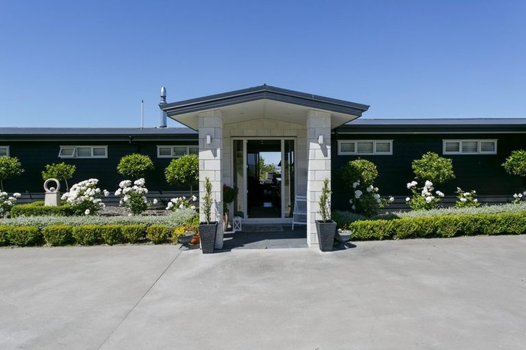Photo of property in 35 Blue Ridge Drive, Acacia Bay, Taupo, 3385
