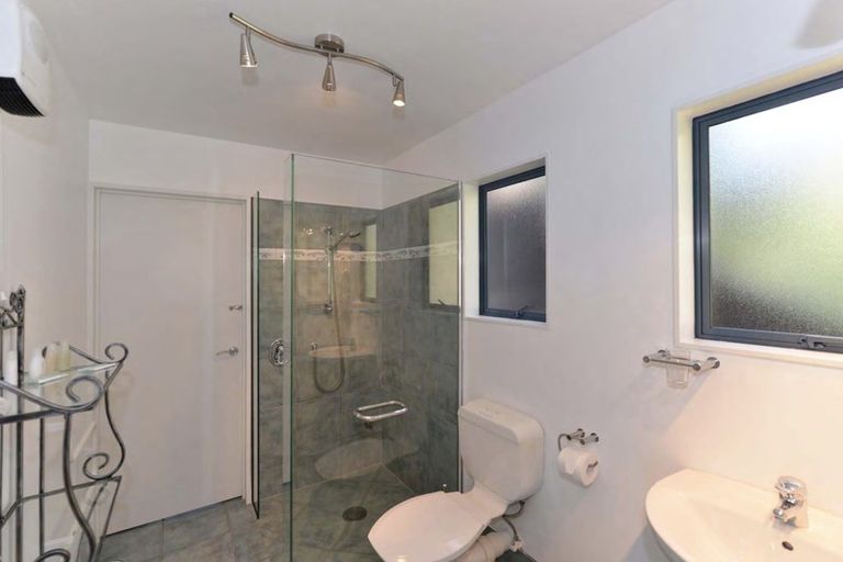 Photo of property in Atholwood Luxury Accommodation, 118 Bronte Road East, Bronte, Upper Moutere, 7173