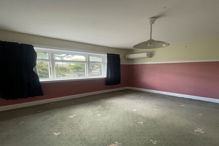 Photo of property in 12 Pannell Avenue, Wainoni, Christchurch, 8061