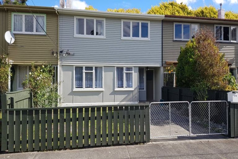 Photo of property in 477b Riverside Drive, Fairfield, Lower Hutt, 5011