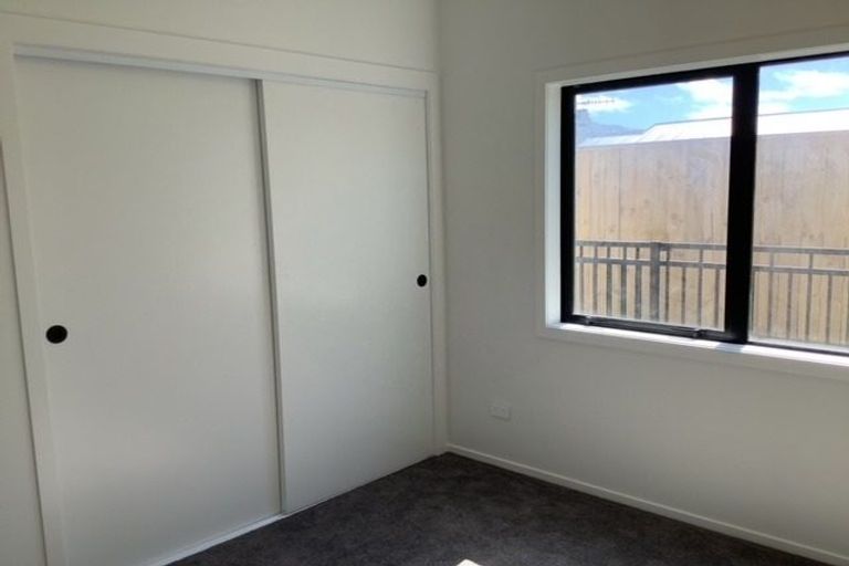 Photo of property in 8a Bolton Street, Petone, Lower Hutt, 5012