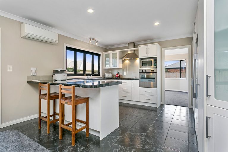 Photo of property in 10 Damio Place, Cambridge, 3434