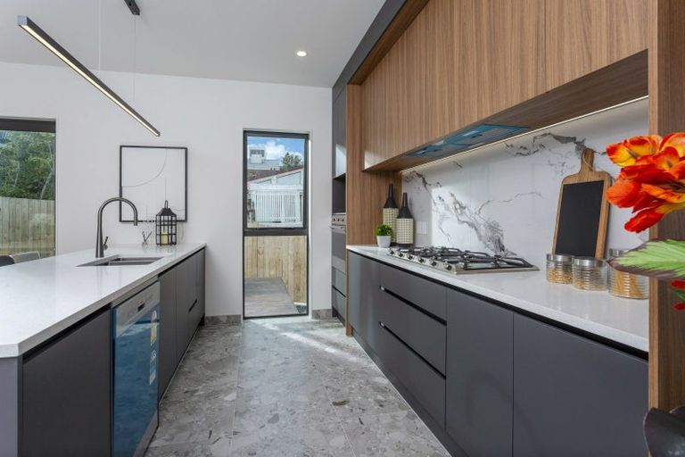 Photo of property in 55a Watea Road, Torbay, Auckland, 0630