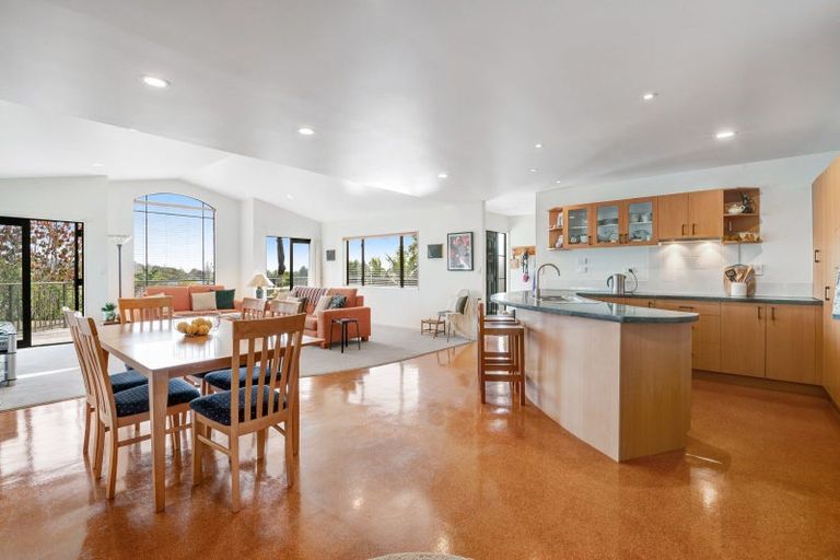 Photo of property in 59 Motutapu Avenue, Manly, Whangaparaoa, 0930