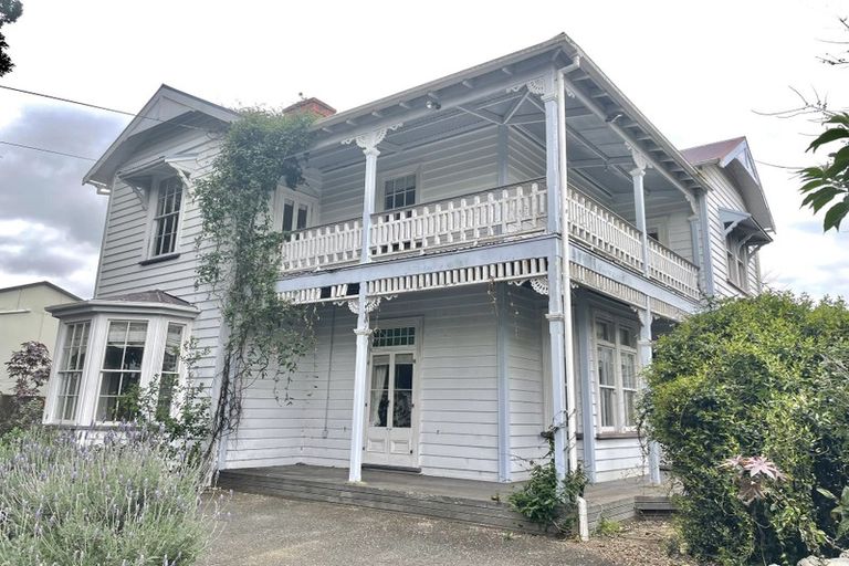 Photo of property in 424 Onehunga Mall, Onehunga, Auckland, 1061
