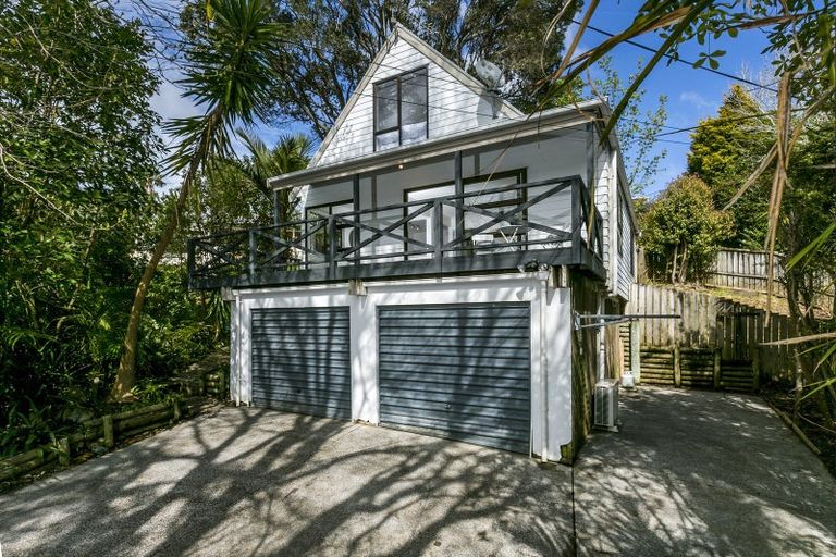 Photo of property in 2/68 Beulah Avenue, Rothesay Bay, Auckland, 0630