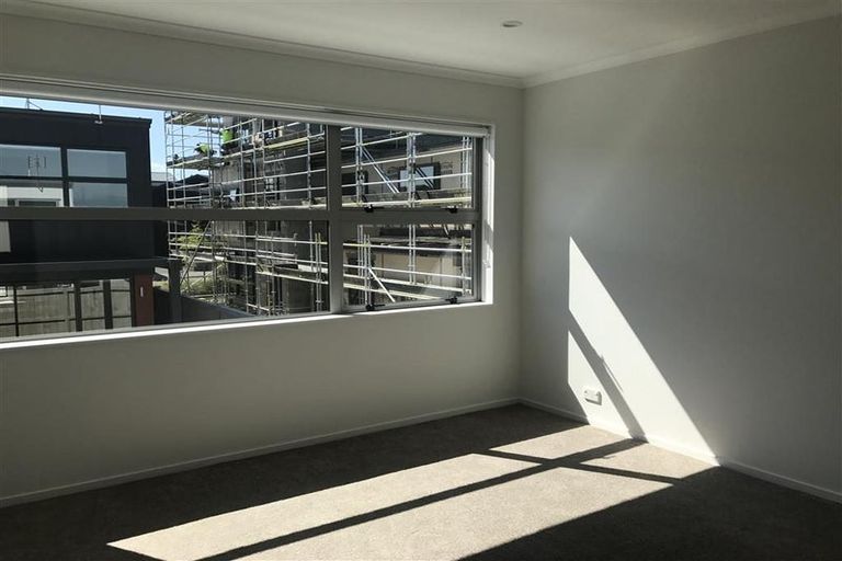 Photo of property in 3 Horo Road, Flat Bush, Auckland, 2019