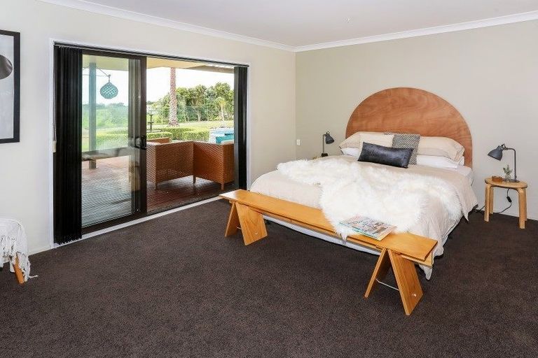 Photo of property in 271 Clarks Beach Road, Clarks Beach, Pukekohe, 2679