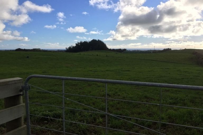 Photo of property in 192 Dover Road, Okato, New Plymouth, 4374