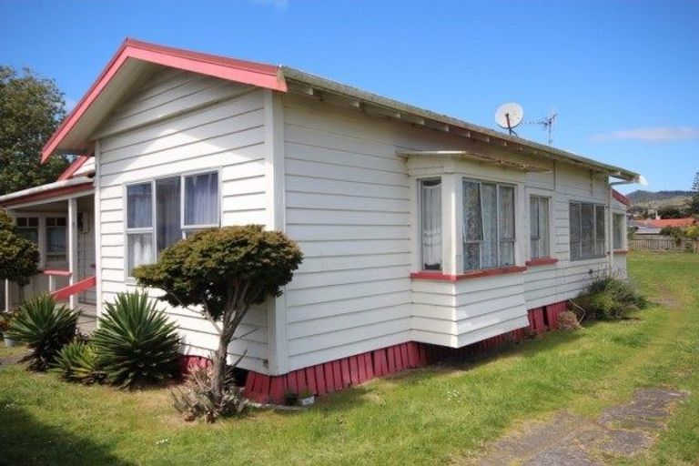 Photo of property in 2 Bell Crossing Street, Huntly, 3700